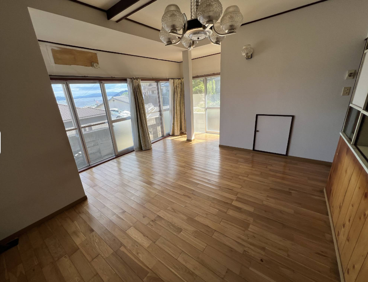 �o������Ǝ��ƏI���̎ʐ^